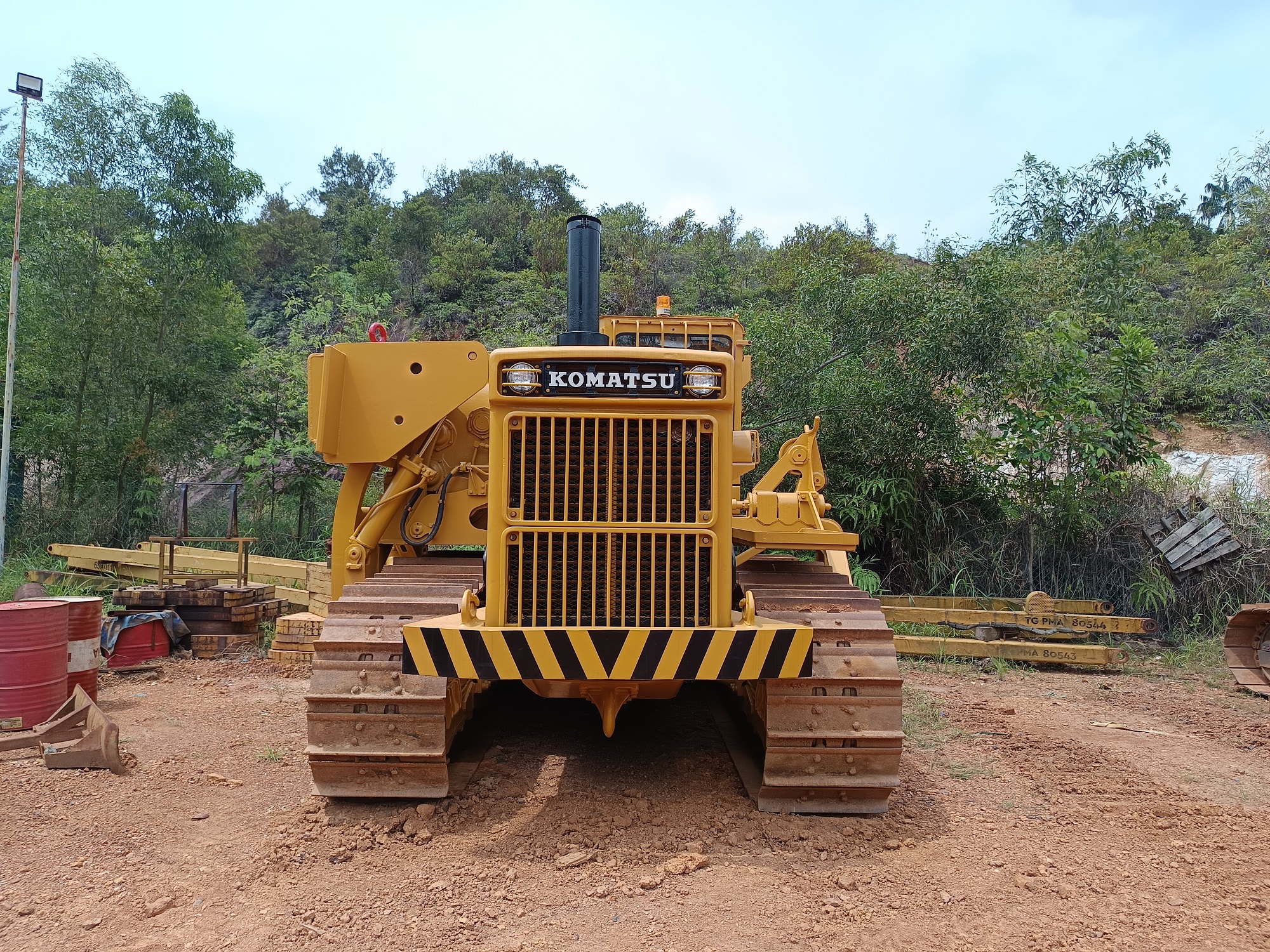 Komatsu D155A