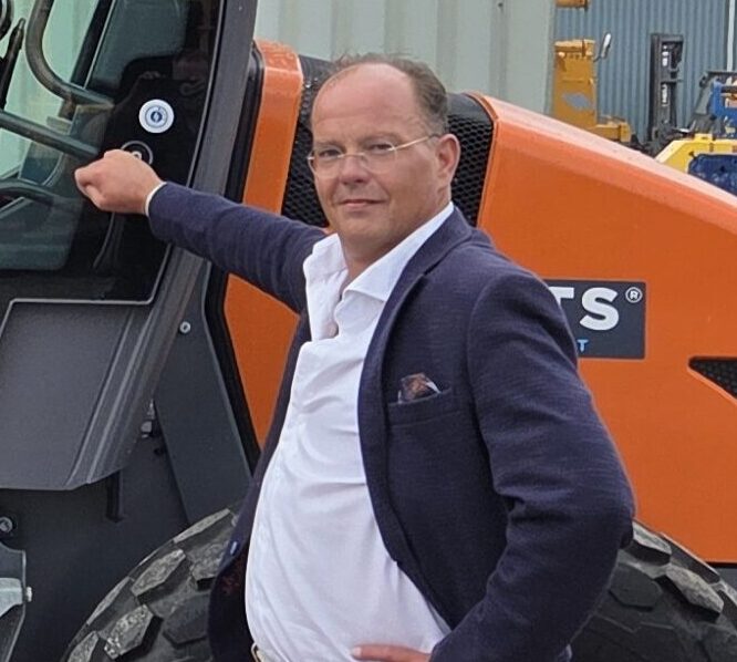 Roderik van der Velde Maats Used Equipment in The Netherlands