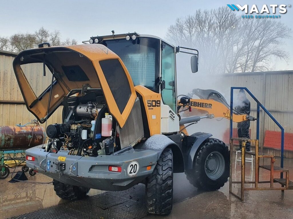 LIEBHERR by Maats Used Equipment